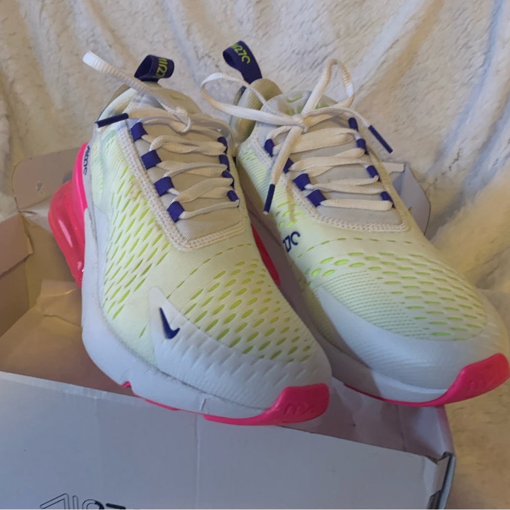 Nike Air Max 270